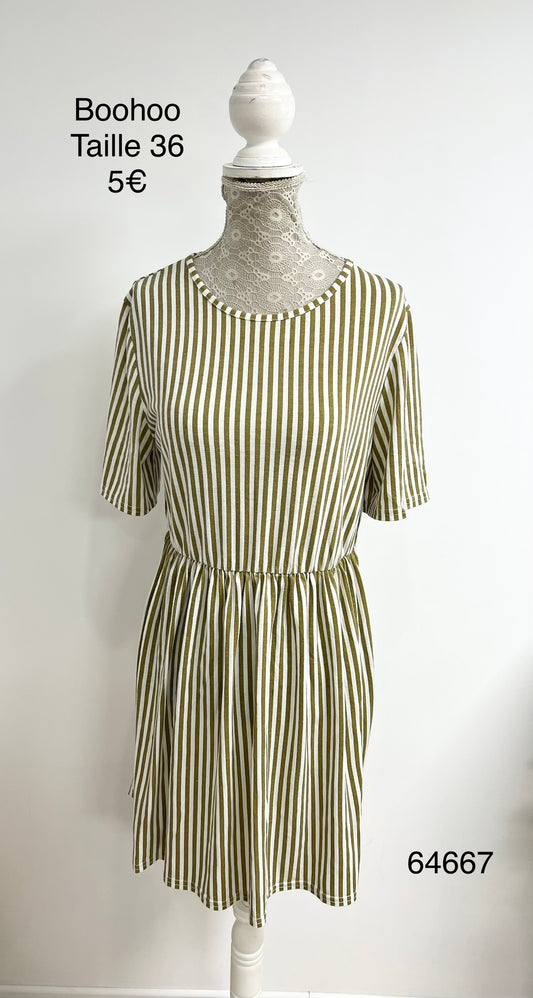 Robe Boohoo #64667